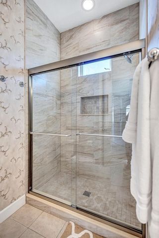 436 CANAL ROAD A, Sarasota, FL 34242