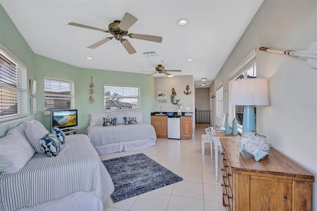 436 CANAL ROAD A, Sarasota, FL 34242