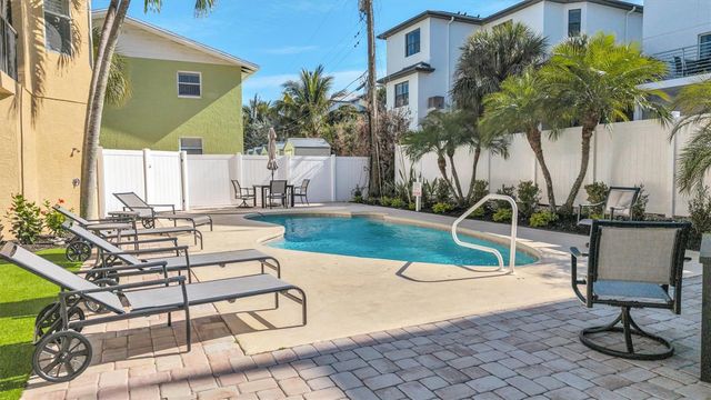 436 CANAL ROAD A, Sarasota, FL 34242