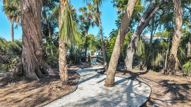 436 CANAL ROAD A, Sarasota, FL 34242