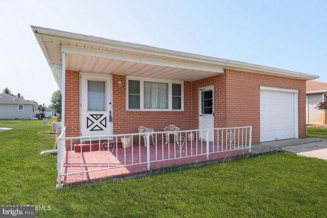 4 CORINTH PL, Toms River, NJ 08757