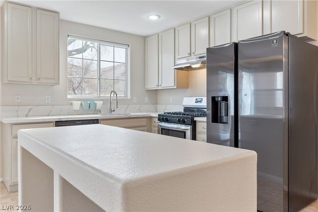 3211 Sunrise Cove Avenue, North Las Vegas, NV 89031