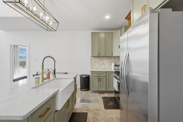 25504 Squirrel Road, New Ulm, TX 78950