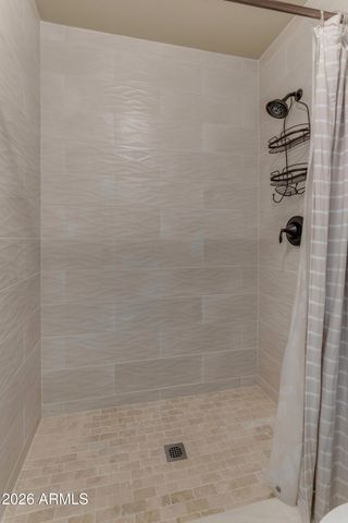 5525 E THOMAS Road D5, Phoenix, AZ 85018