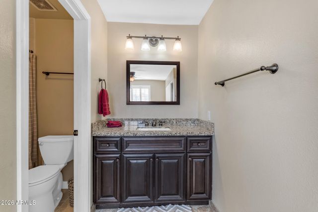 5525 E THOMAS Road D5, Phoenix, AZ 85018