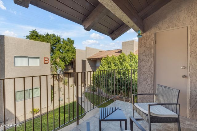 5525 E THOMAS Road D5, Phoenix, AZ 85018