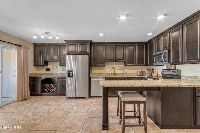 5525 E THOMAS Road D5, Phoenix, AZ 85018