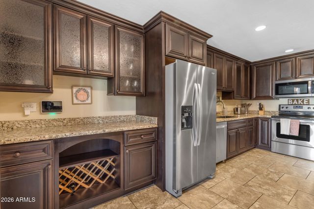 5525 E THOMAS Road D5, Phoenix, AZ 85018