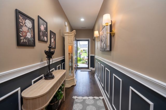 1127 Westgate Dr, Gallatin, TN 37066