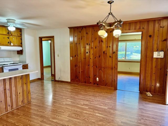 3226 Woodview Drive SE, Smyrna, GA 30082