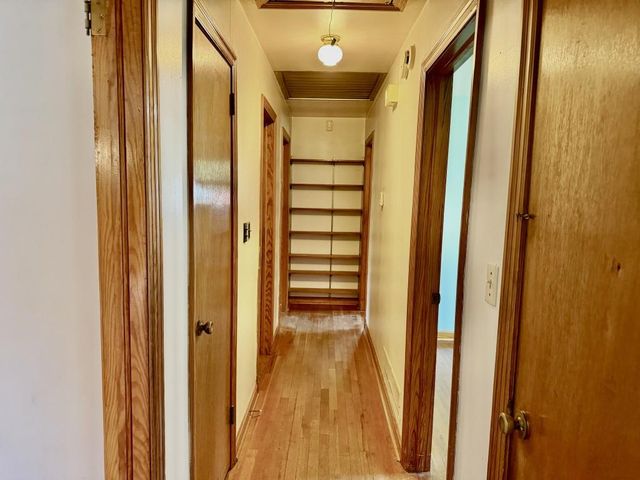 3226 Woodview Drive SE, Smyrna, GA 30082