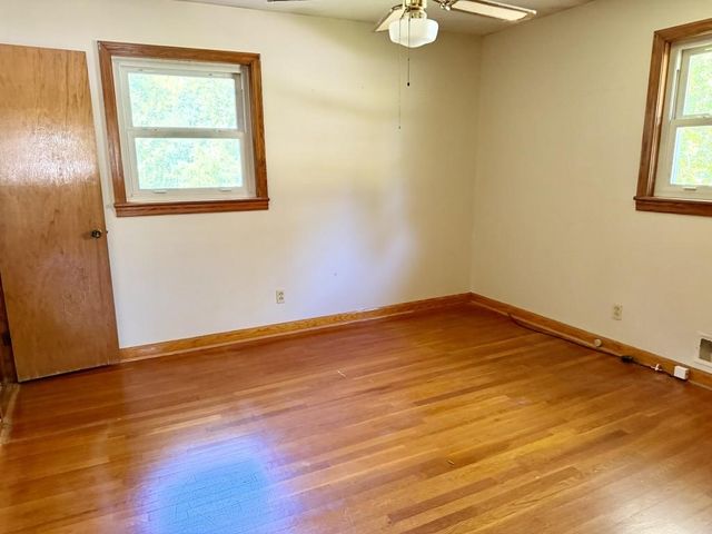 3226 Woodview Drive SE, Smyrna, GA 30082