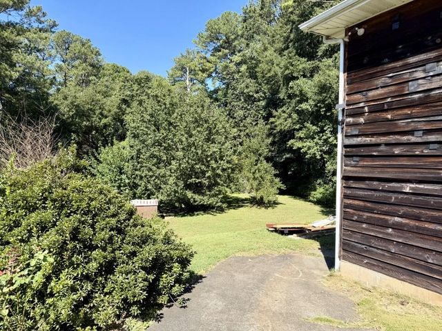 3226 Woodview Drive SE, Smyrna, GA 30082
