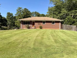 3226 Woodview Drive SE, Smyrna, GA 30082