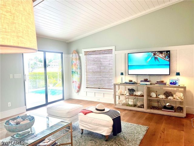 383 SEABEE AVE, Naples, FL 34108