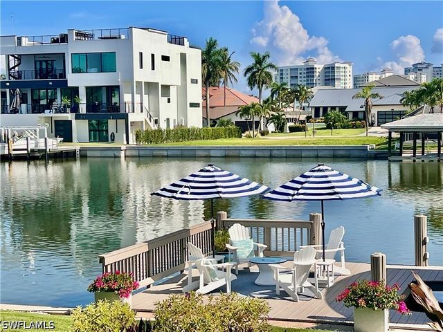 383 SEABEE AVE, Naples, FL 34108