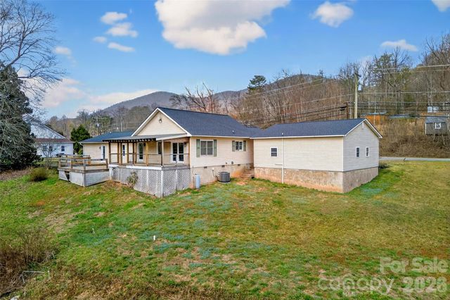 4259 US 70 Road W, Marion, NC 28752
