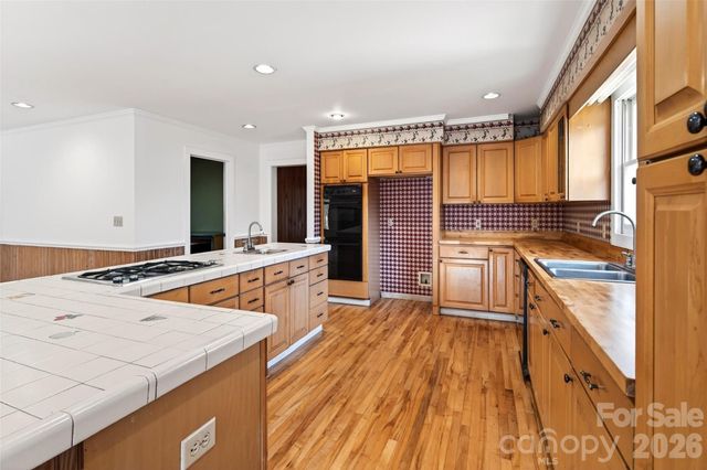 4259 US 70 Road W, Marion, NC 28752