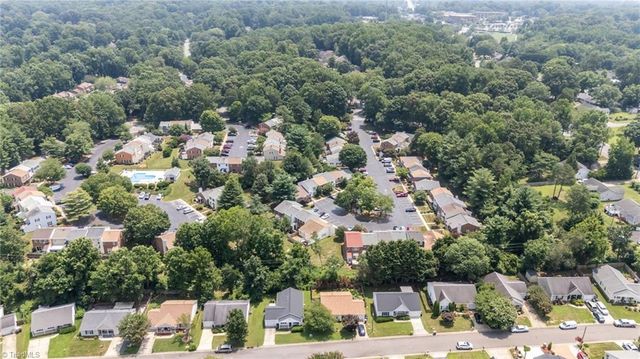 320 Oak Arbor Lane, Winston-salem, NC 27104