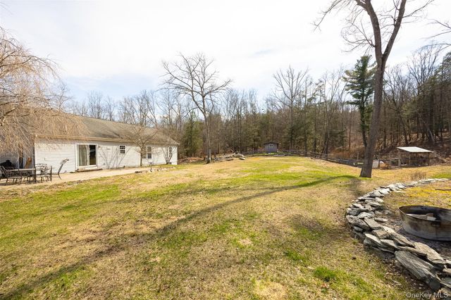 279 Milewood Road, Millbrook, NY 12545