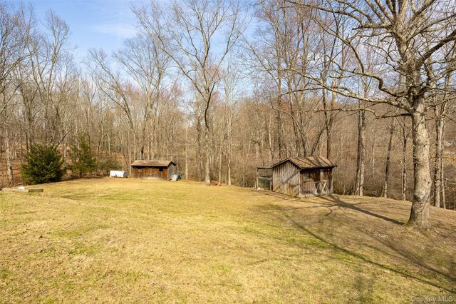 279 Milewood Road, Millbrook, NY 12545