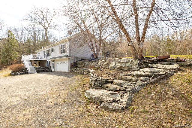 279 Milewood Road, Millbrook, NY 12545