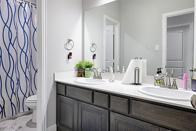 117 Finlee Lane, Red Oak, TX 75154