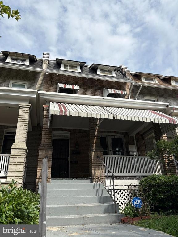 3825 13TH ST NW, Washington, DC 20011