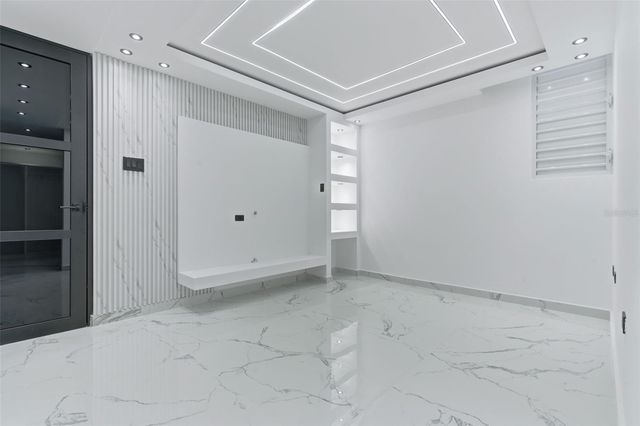 CA-2A CALLE JOBOS, Bayamon, PR 00961