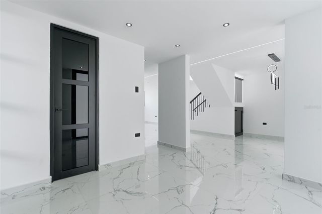 CA-2A CALLE JOBOS, Bayamon, PR 00961