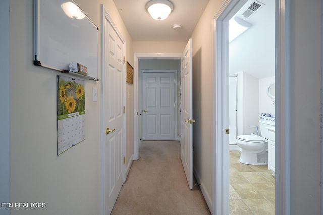 7810 Galaxy Way, Powell, TN 37849