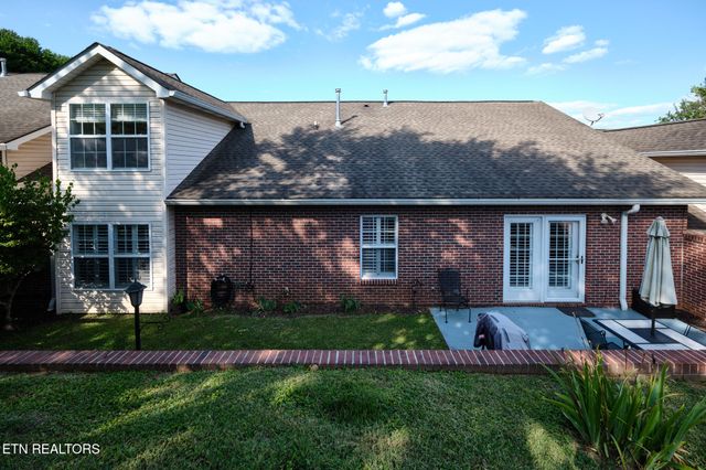 7810 Galaxy Way, Powell, TN 37849