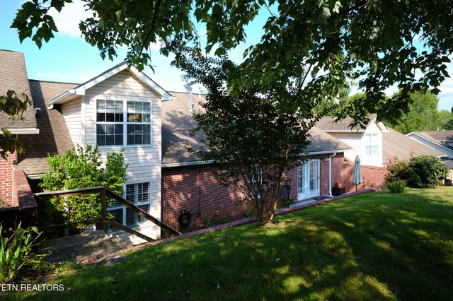 7810 Galaxy Way, Powell, TN 37849
