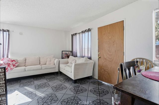 1024 Bernard Street, Bakersfield, CA 93305