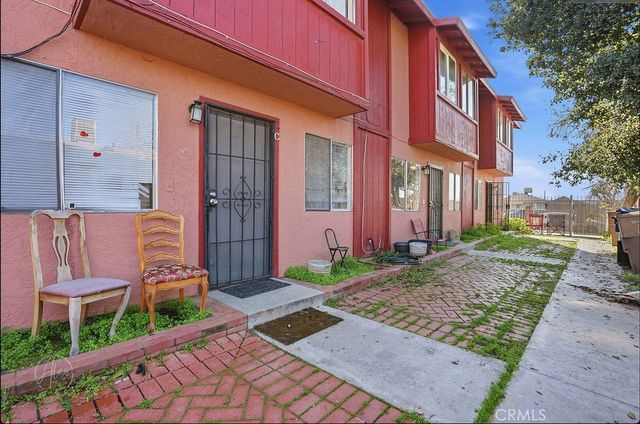 1024 Bernard Street, Bakersfield, CA 93305