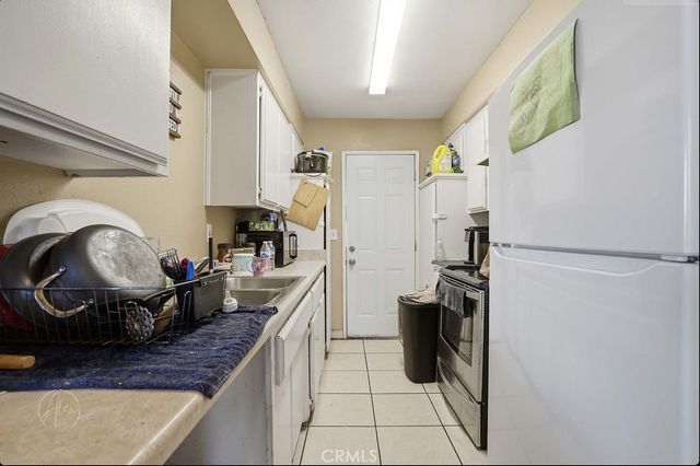 1024 Bernard Street, Bakersfield, CA 93305