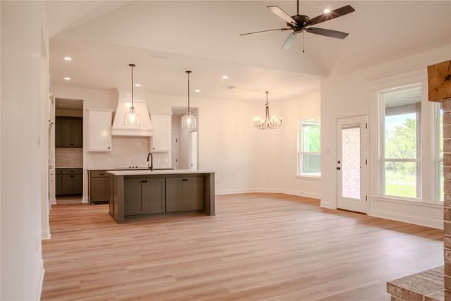 2005 Tillman Boulevard, Millsap, TX 76066