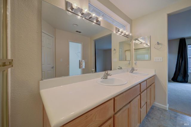 373 Shadow Creek Dr, Rio Vista, CA 94571