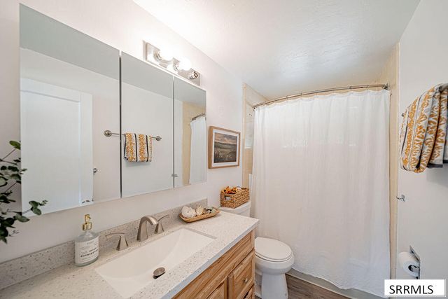 957 Meadowbrook Lane, Pocatello, ID 83201