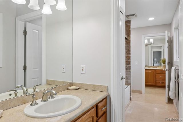1600 Vanstone Drive, Commerce Twp, MI 48382