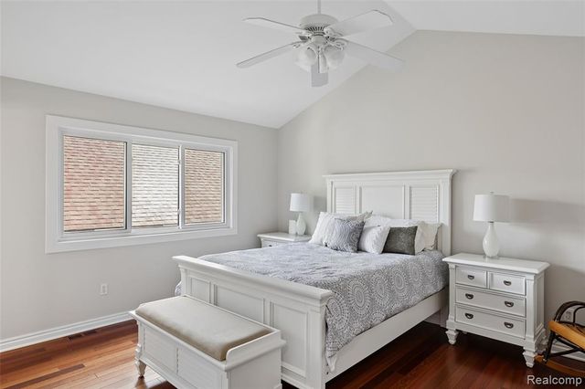 1600 Vanstone Drive, Commerce Twp, MI 48382