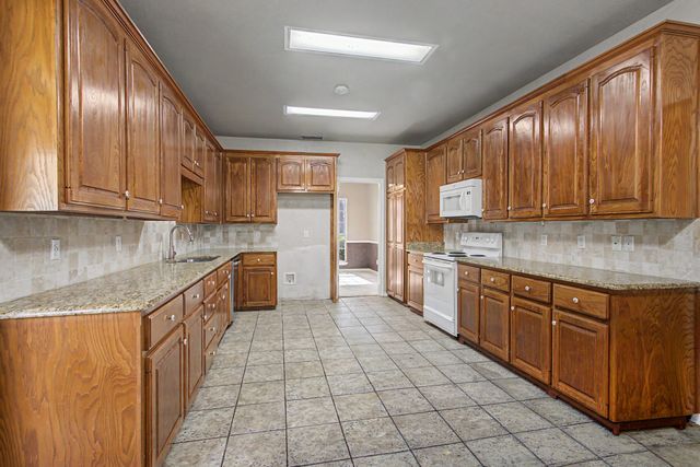 483 Christy Kay Lane, Rhome, TX 76078