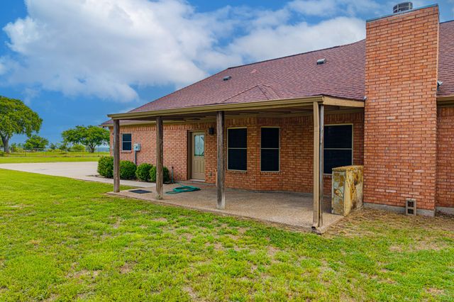 483 Christy Kay Lane, Rhome, TX 76078