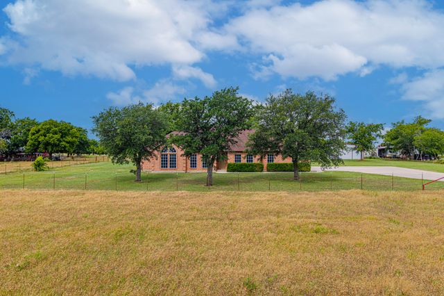 483 Christy Kay Lane, Rhome, TX 76078