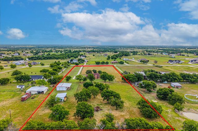 483 Christy Kay Lane, Rhome, TX 76078