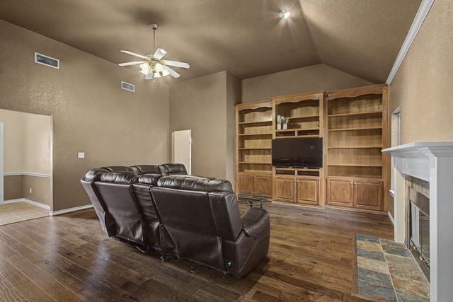 483 Christy Kay Lane, Rhome, TX 76078