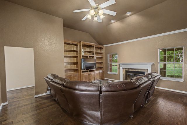483 Christy Kay Lane, Rhome, TX 76078