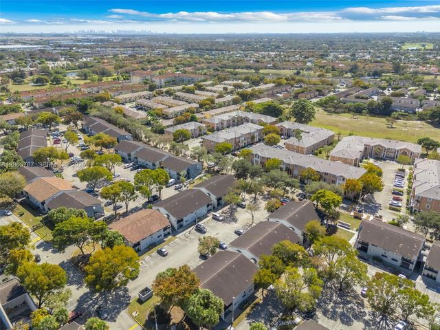 7060 NW 179th St 210, Hialeah, FL 33015