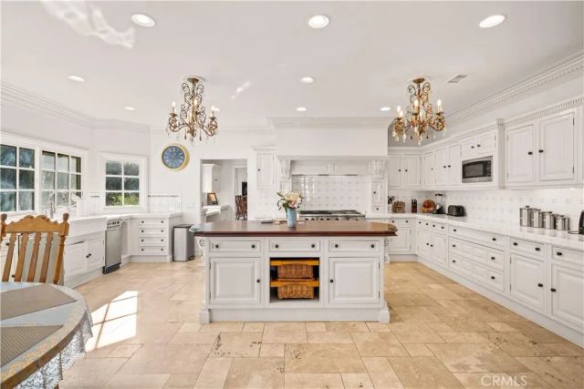 1161 N Coyote, Orange, CA 92869