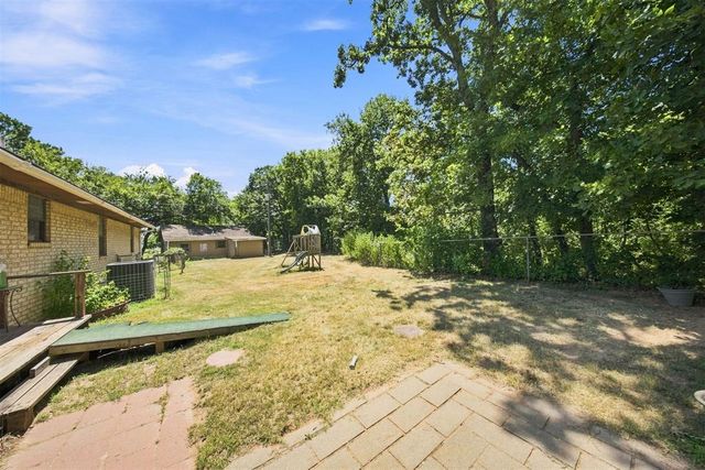 662 S Range Road, Mcloud, OK 74851